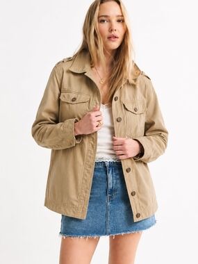 Abercrombie Khaki Utility Jacket Quiet Luxury Rich Girl Starter Pack